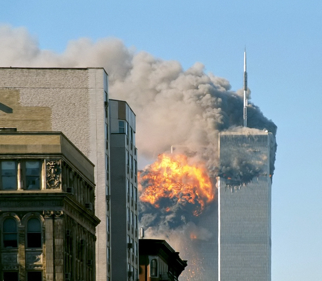 UA Flight 175 hits WTC south tower 9 11 edit